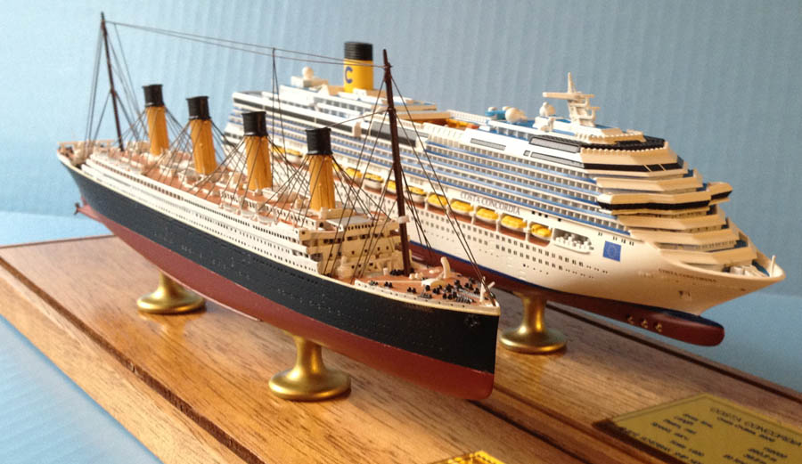 Titanic and Costa Concordia ship models by ScherbakPicture