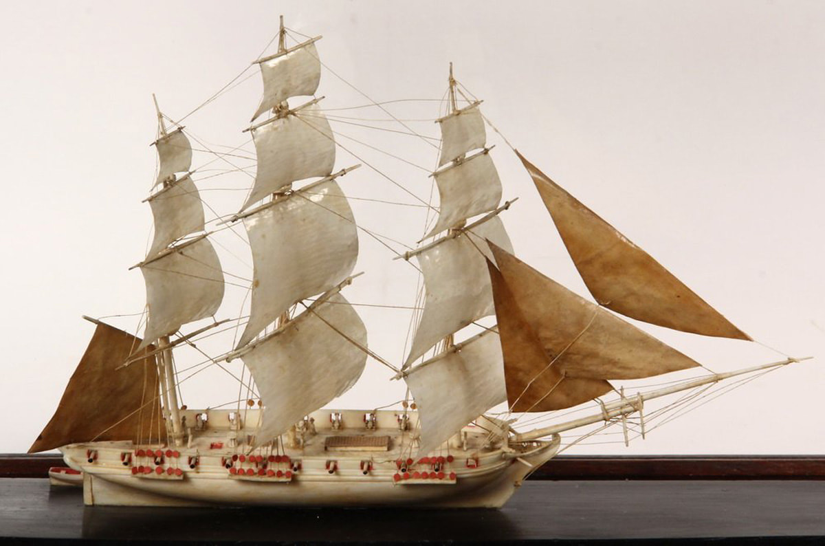 Dieppe ivory ship model - french napoleonic Prisoner of War sloop of war 