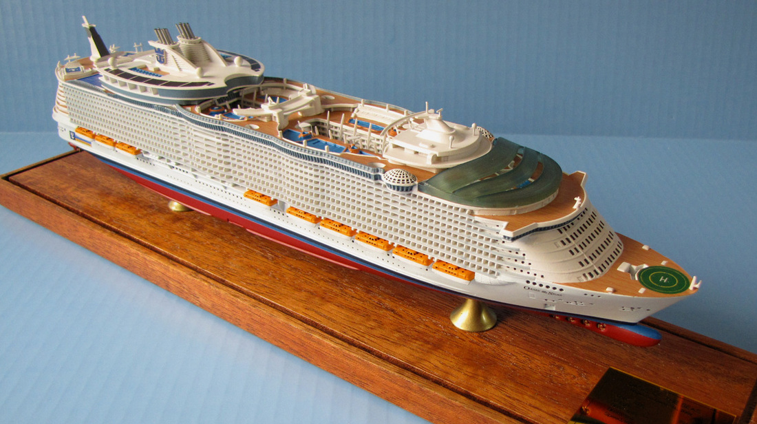 Oasis of the Seas cruise ship model 1:900 scale by Scherbak, Picture