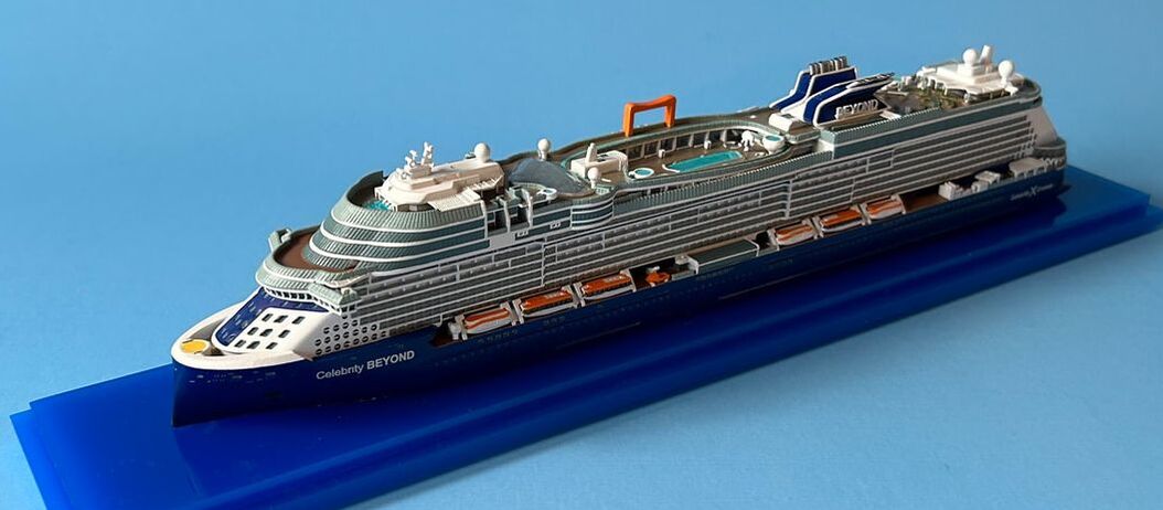Celebrity Beyond cruise ship model 1:1250 scale by Scherbak.