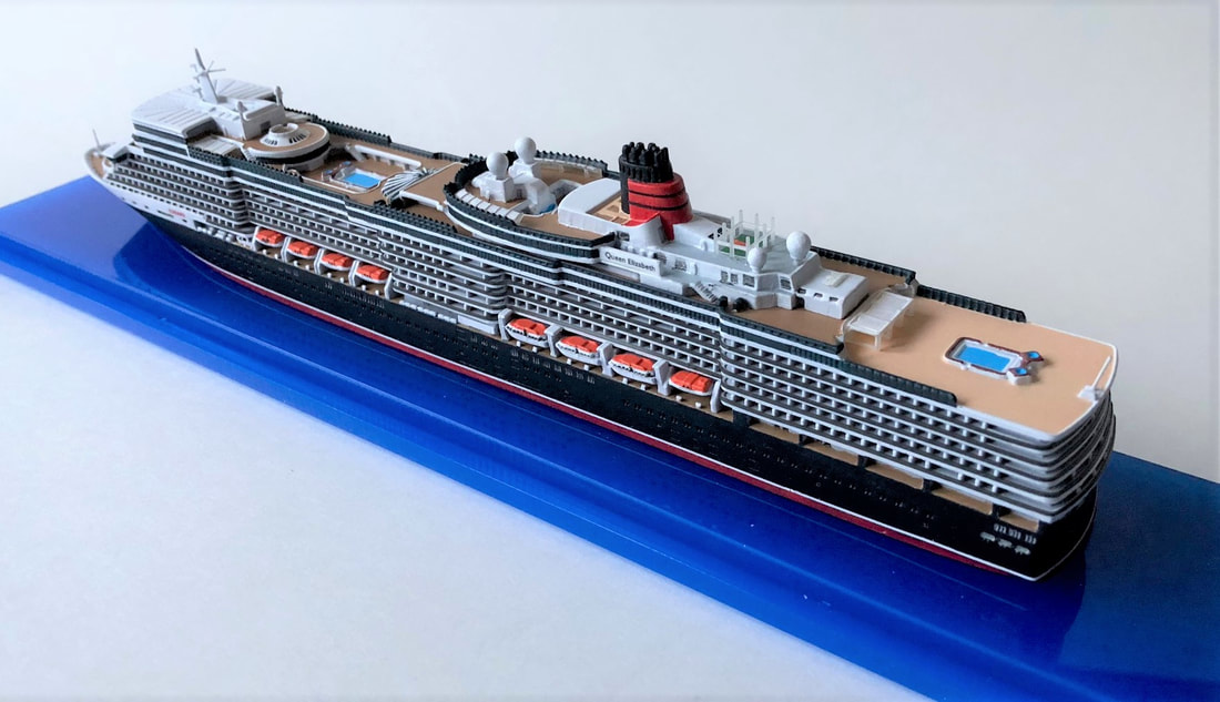 Queen Elizabeth cruise ship model 1:1250 scale by Scherbak, Picture