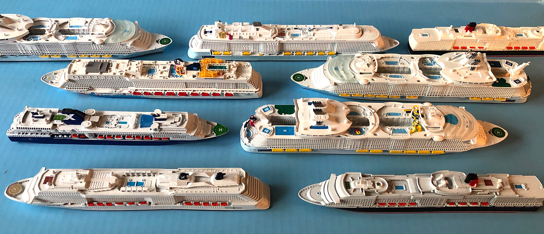 Souvenir Series cruise ship models 1:1250 scale by Scherbak